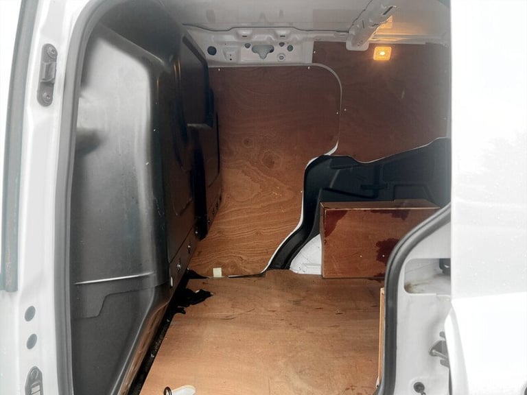 2022 Ford Transit Courier EcoBoost Leader Panel Van Petrol Manual