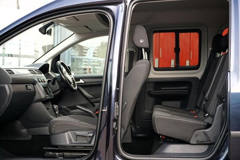 Volkswagen Caddy Maxi Life C20 LIFE TDI, Automatic, Disabled, Wheelchair