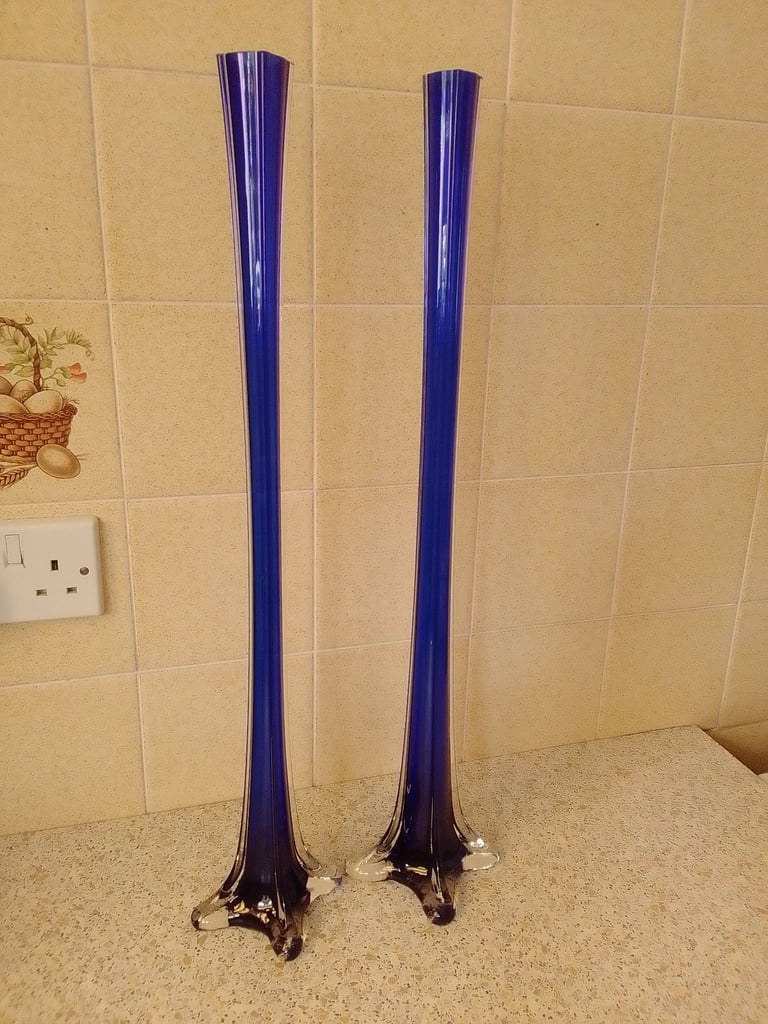 Glass tall slim bud vases (Eiffel Tower Vases)
