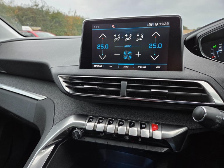 2018 Peugeot 3008 1.2 PureTech Allure Euro 6 (s/s) 5dr Petrol