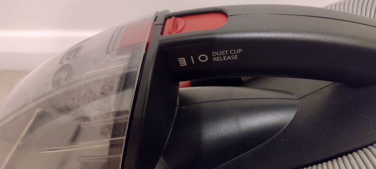 VACUUM CLEANER AEG RAPID CLEAN HAND HELD 