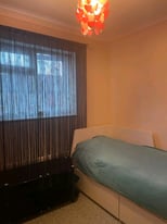 Room to rent in Abbouts Langley 