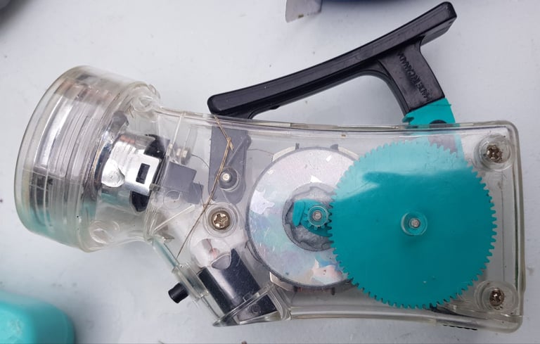 Transparent Torch- Manually Powered