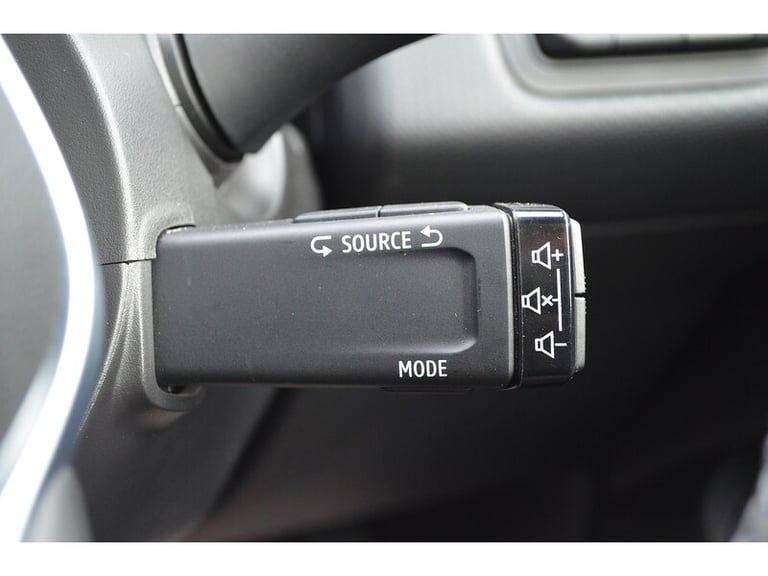 2021 Renault Clio TCe Lutecia Hatchback Petrol Manual