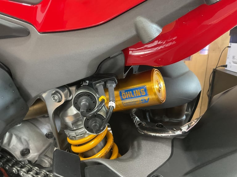 Ducati Streetfighter V4S 2025 in Stock! FREE UK DELIVERY! Stunning! 4.9% APR!!