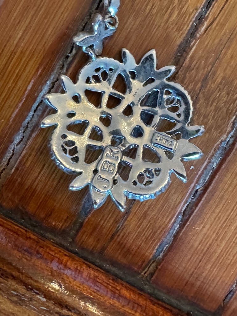 Camrose & Kross JBK Jackie Kennedy Snowflake Winter Crystal Necklace like new