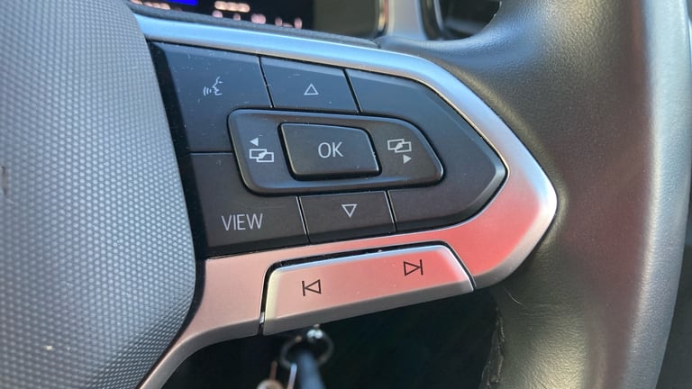 2022 Volkswagen T-Roc 1.5 TSI Life 5dr Petrol Hatchback Hatchback Petrol Manual