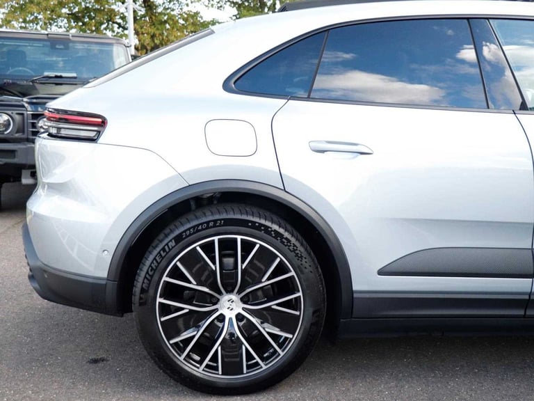 2024 Porsche Macan 4 Electric SUV Electric Automatic