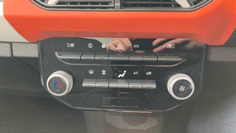 2025 Dacia Spring 27kWh Expression 65 48kW 5dr Auto Electric Hatchback Hatchback Electric Automatic