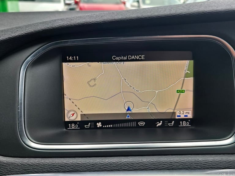 2017 Volvo V40 2.0 D2 R-Design Nav Plus Hatchback 5dr Diesel Manual Euro 6 (s/s) (120 ps) Hatchba...