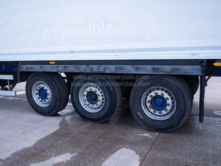 GRAY & ADAMS TWIN EVAP FRIDGE TRAILER