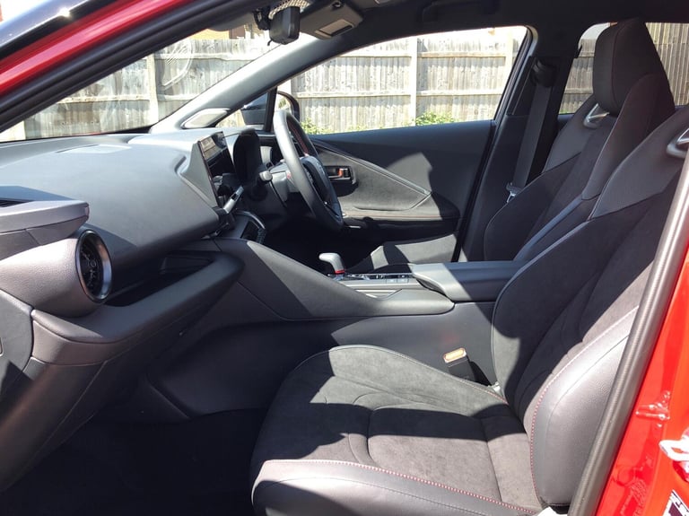 2025 Toyota C-HR 2.0 PHEV GR Sport 5dr CVT (Safety/Premium Pack) SUV Hybrid Automatic