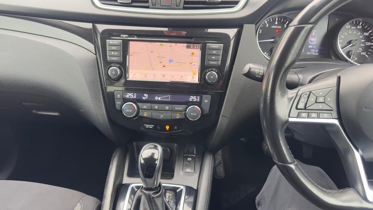 2021 Nissan Qashqai 1.3 DIG-T Acenta Premium DCT Auto Euro 6 (s/s) 5dr HATCHBACK Petrol Automatic