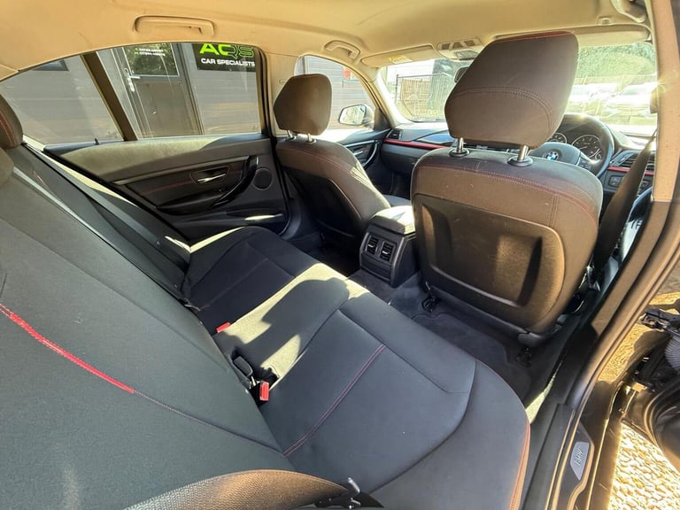 BMW 3 SERIES 2.0 318d Sport Euro 5 (s/s) 4dr 2015