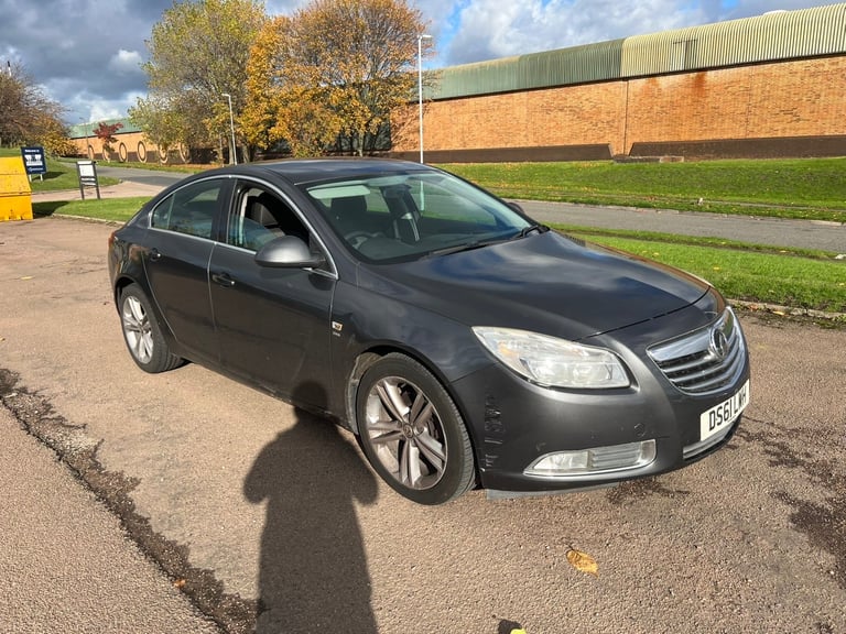 Vauxhall, INSIGNIA, Hatchback, 2011, Manual, 1796 (cc), 5 doors
