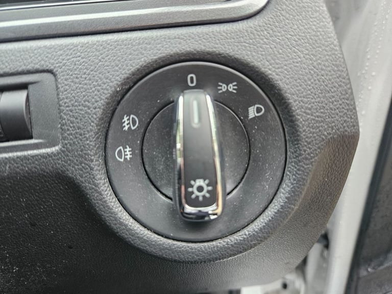 2014 Skoda Rapid Spaceback 1.2 TSI 105 SE Tech 5dr HATCHBACK PETROL Manual