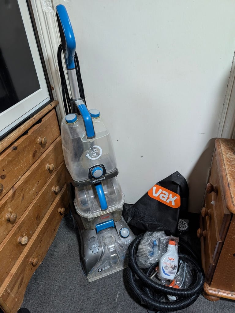 Vax rapid power plus carpet cleaner and accessories.