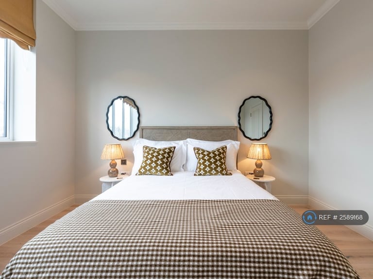 2 bedroom flat in Heath Road, London, TW1 (2 bed) (#2589168)