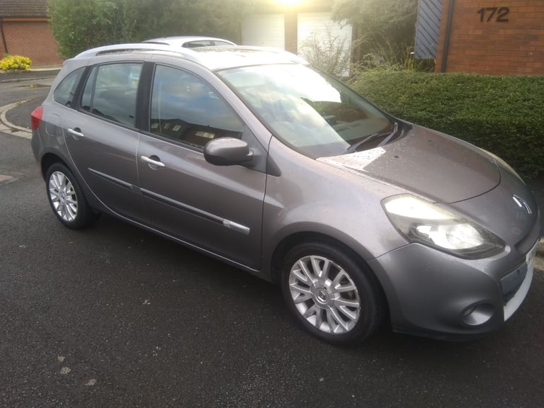 image for Renault, CLIO, Estate, 2011, Manual, 1149 (cc), 5 doors