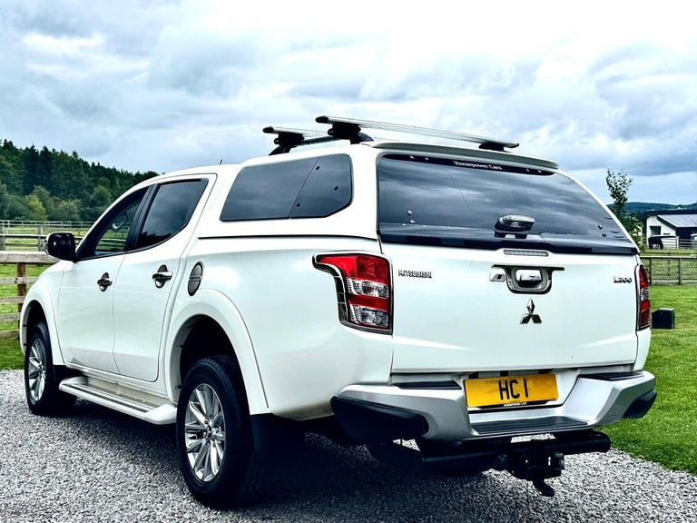 MITSUBISHI L200 2.4 DI-D DC Barbarian 2017