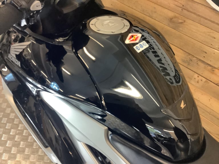 Honda VFR 800 CROSSRUNNER