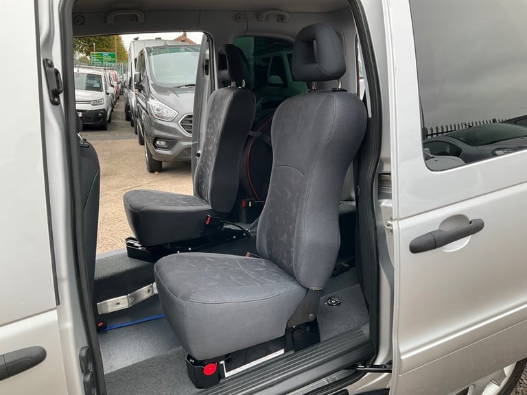 2006 Mercedes-Benz Vaneo 1.9 PETROL AMBIENTE WHEELCHAIR ACCESS VEHICLE MPV Petrol Manual