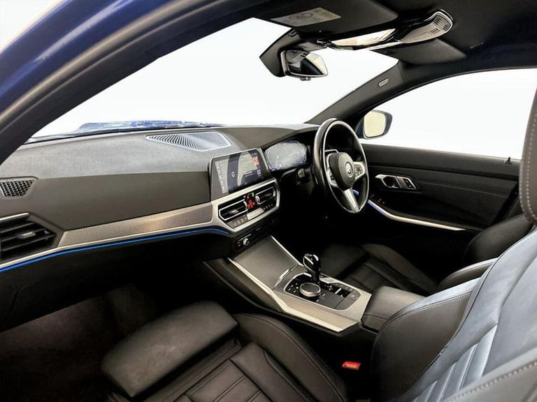 2021 BMW 3 Series 2.0 330e 12kWh M Sport Auto Euro 6 (s/s) 4dr Automatic Saloon Hybrid Automatic