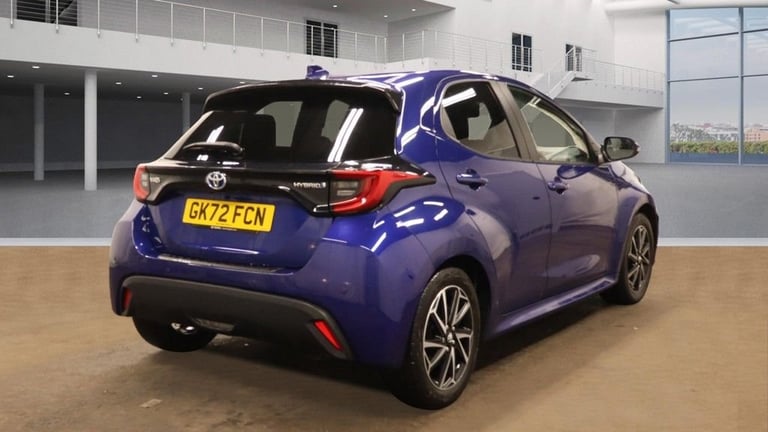 2022 72 TOYOTA YARIS 1.5 VVT-H DESIGN HATCHBACK 5DR PETROL HYBRID E-CVT EURO 6 (