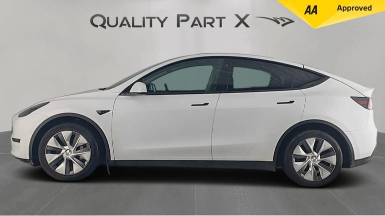 2022 Tesla Model Y (Dual Motor) Long Range Auto 4WDE 5dr MPV Electric Automatic