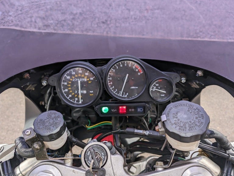 1994 YAMAHA YZF750, HPI CLEAR, LOW MILES, RUNS and RIDES, EASY WINTER PROJECT