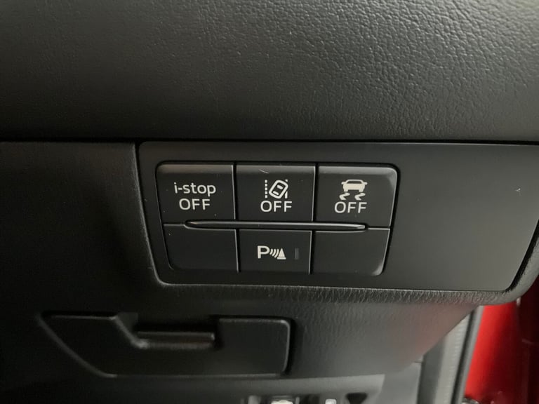 2018 Mazda Mazda6 2.0 SKYACTIV-G Sport Nav+ Saloon 4dr Petrol Manual Euro 6 (s/s) (165 ps) -  Sal...