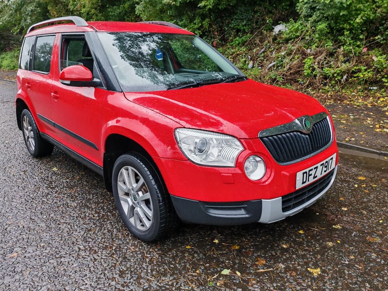 Skoda, YETI, Hatchback, 2010, Semi-Auto, 1968 (cc), 5 doors