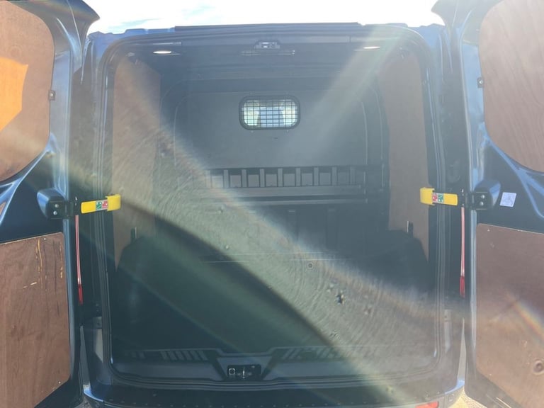 2019 69 FORD TRANSIT CUSTOM 2.0 320 ECOBLUE LIMITED AUTO CREW VAN DOUBLE CAB 5DR