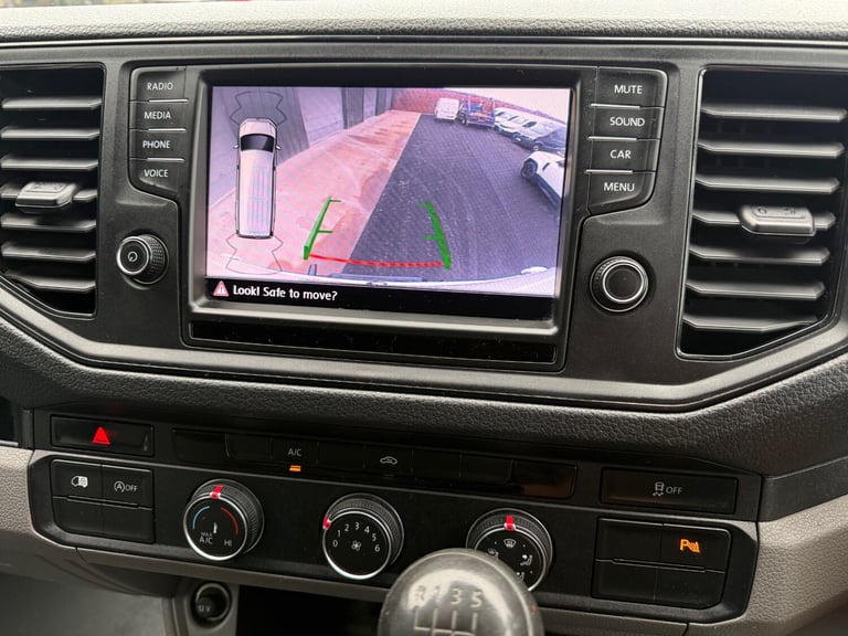 VOLKSWAGEN CRAFTER TRENDLINE 2.0TDI 140 MWB HIGH ROOF EURO 6 ***NO VAT***