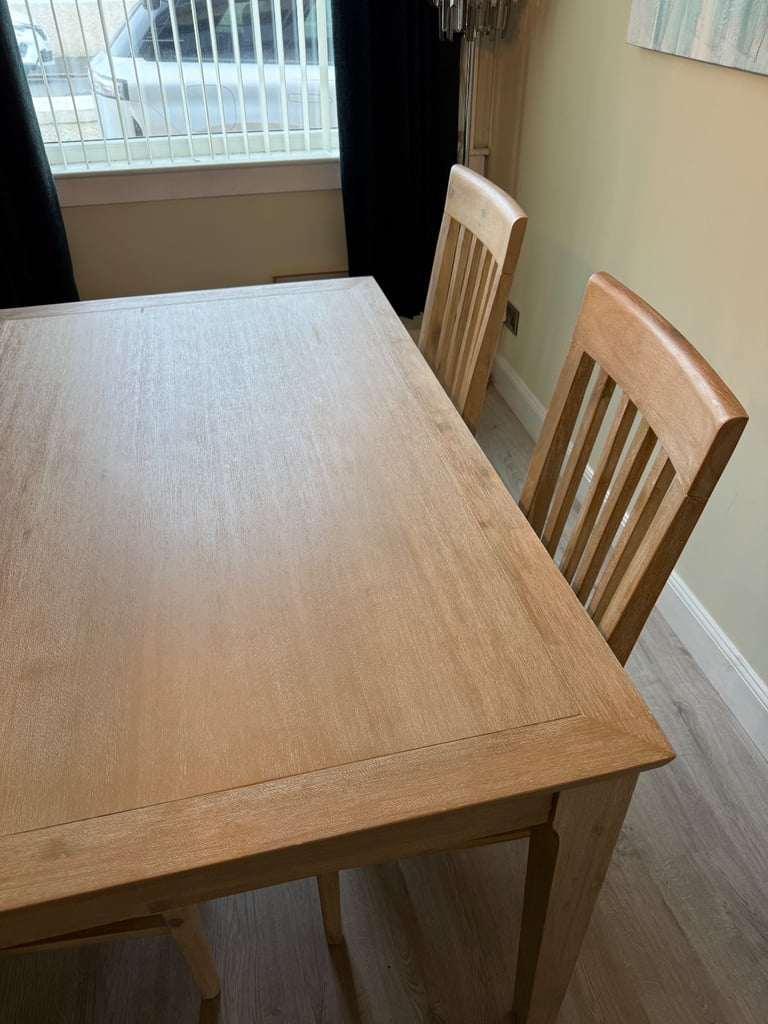 Designer rooms dining table 