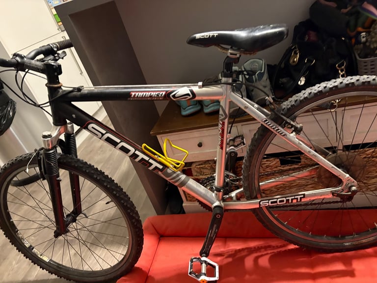 Scott mountain bike 