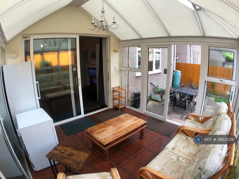 6 bedroom house in Stanshaw Close, Bristol, BS16 (6 bed) (#2663539)