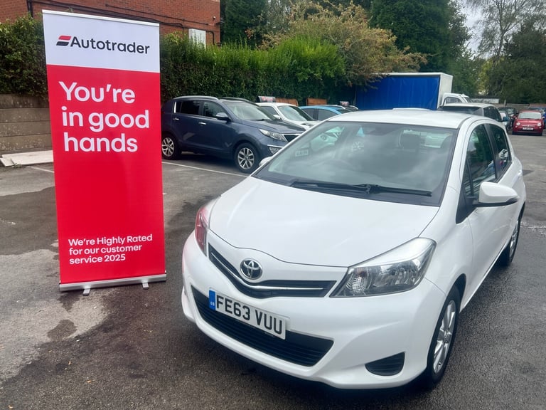 image for 2013 Toyota Yaris 1.33 VVT-i TR 5dr HATCHBACK Petrol Manual