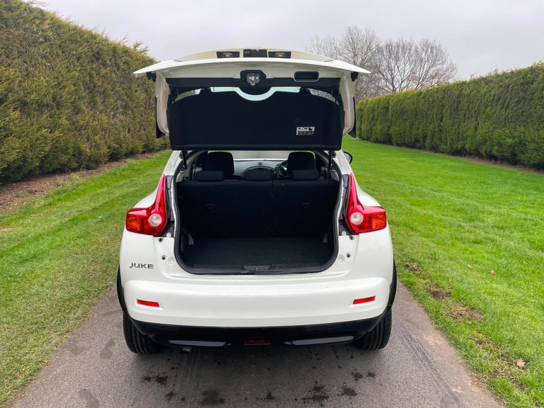 2012 Nissan Juke 1.6 Visia 5dr HATCHBACK Petrol Manual