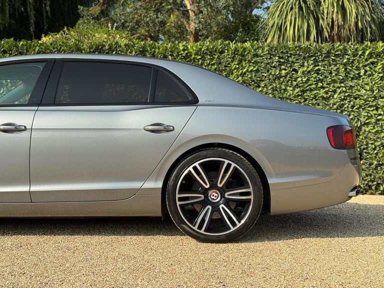 image for 2017 Bentley Flying Spur 4.0 V8 S Saloon 4dr Petrol Auto 4WD Euro 6 (528 ps)