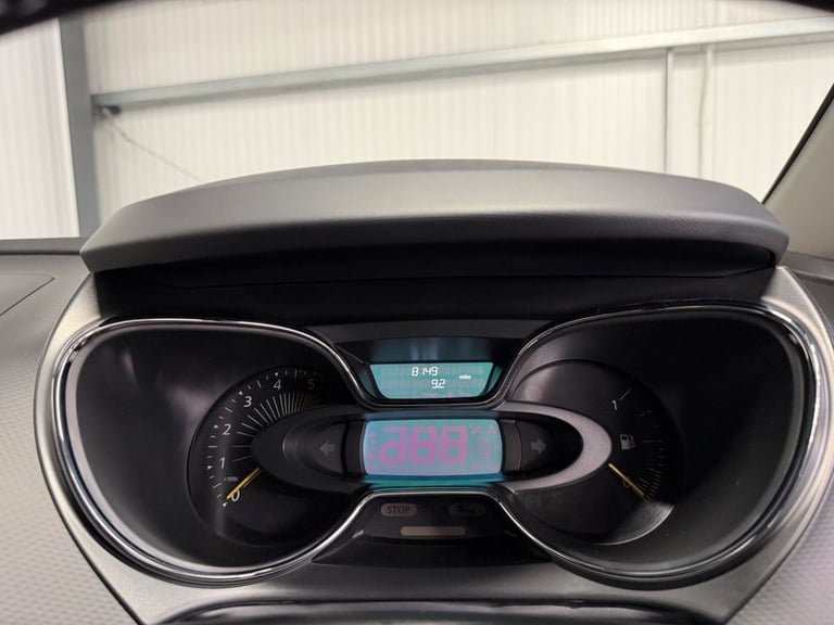 2016 16 RENAULT CAPTUR 1.5 DCI ENERGY ICONIC NAV SUV 5DR DIESEL MANUAL EURO 6 (S