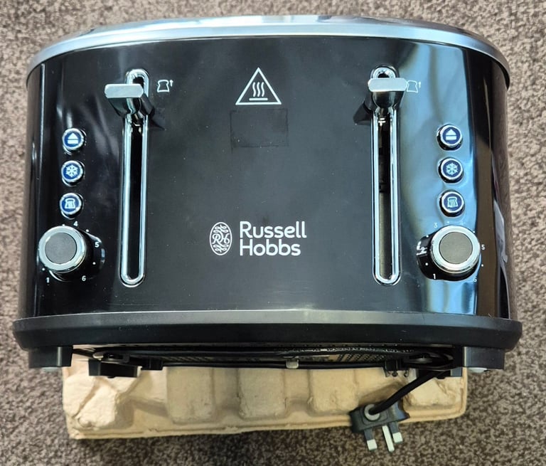Russell Hobbs Stylevia Black 4 Slice Toaster - 26292