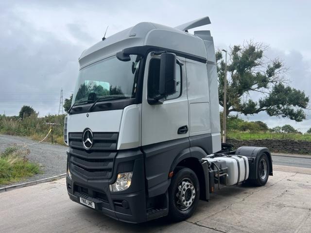 2016 16 Mercedes Actros 1842 Euro 6 Big space 4x2 tractor unit slider a/c fridge