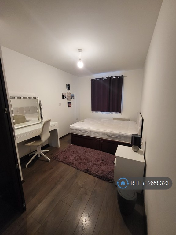 2 bedroom flat in Solihull Heights, Birmingham, B26 (2 bed) (#2658323)