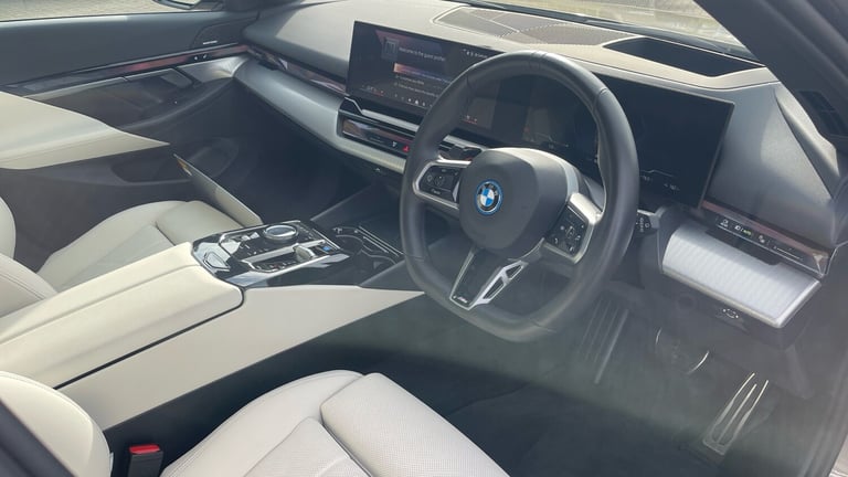 2025 BMW i5 250kW eDrive40 M Sport 84kWh 5dr Auto ESTATE ELECTRIC Automatic