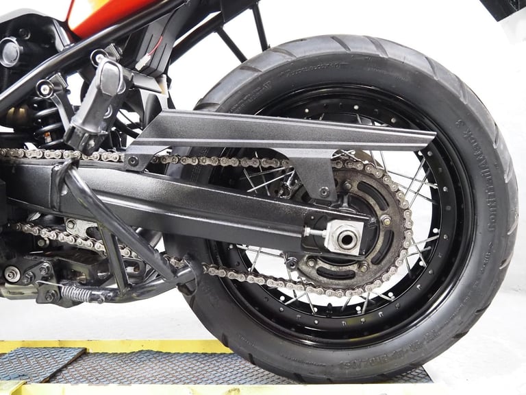 2020 Suzuki V Strom 1050 RC DL1000 XT 15k ,crash bars great adventure bike