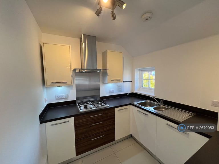 2 bedroom flat in Albion Drive, Aylesford, ME20 (2 bed) (#2679053)