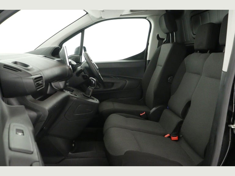 2021 Peugeot Partner Peugeot Partner 950 1.5 BlueHDi 100 Professional PANEL VAN Diesel Manual