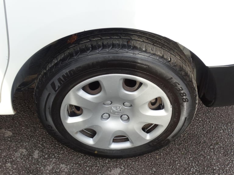 2014 Peugeot Partner 1.6 HDi 625 SE L1 4dr PANEL VAN Diesel Manual