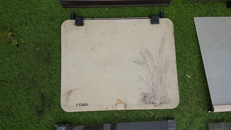 Glass hob lid / cover for camper caravan motorhome or boat.